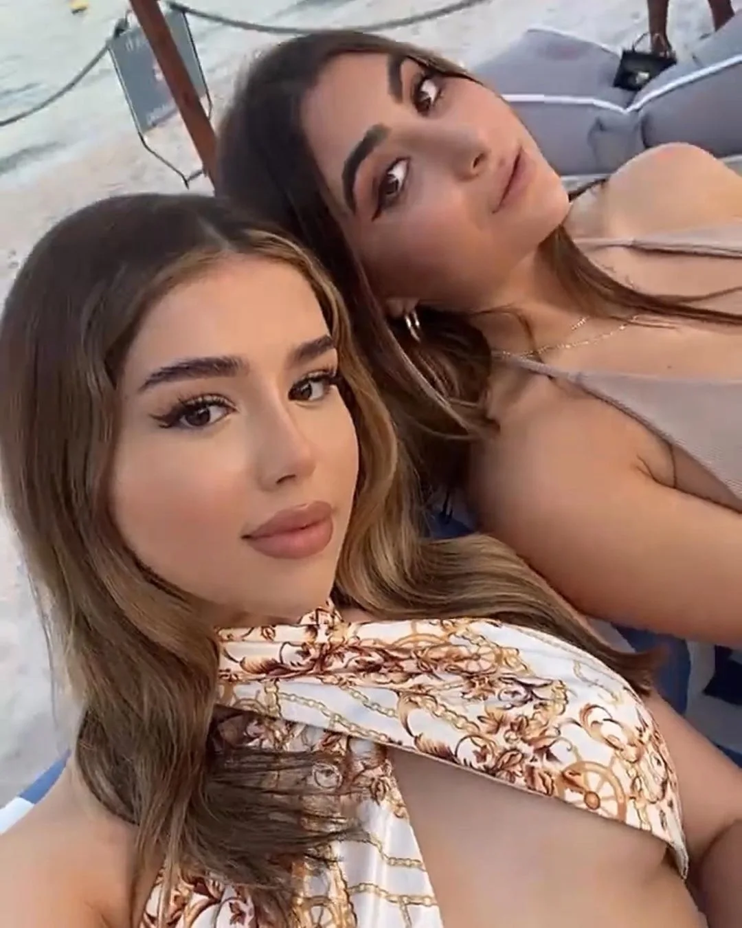 

Wei Yao Pre-Sell Print Fashion Summer Sexy Backless Halter Crop Tops for Women Sleeveless Bandage Top Cropped Club Party