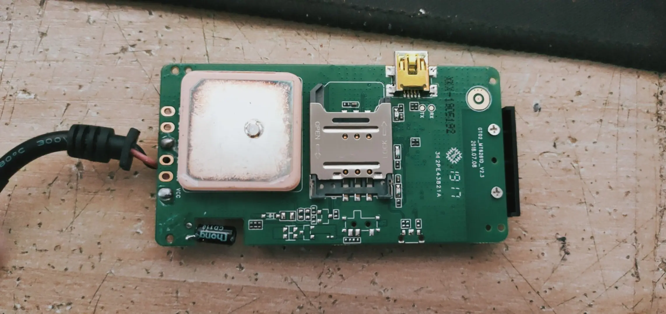 Мини GPS GSM GPRS портативное устройство отслеживания в реальном времени Спутниковое