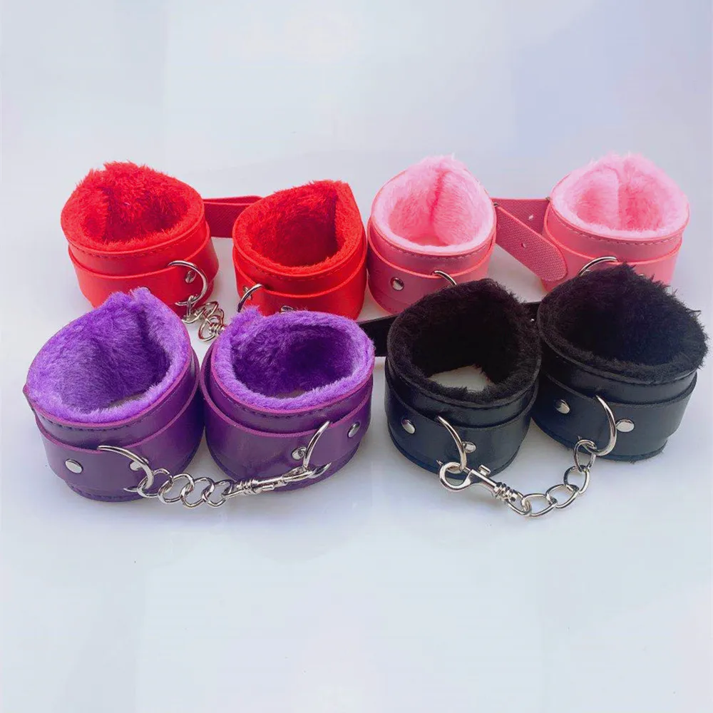 

Товары для взрослых, связывающий аппарат для пытки, привлекательные наручники SM, кожаные плюшевые наручники, Страстные игрушки, наручники д...