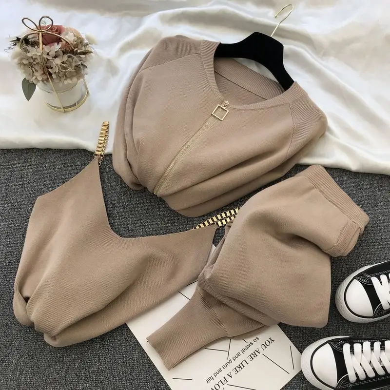 Женский трикотажный костюм ALPHALMODA кардиган на молнии с цепочкой жилет и брюки 3 шт.