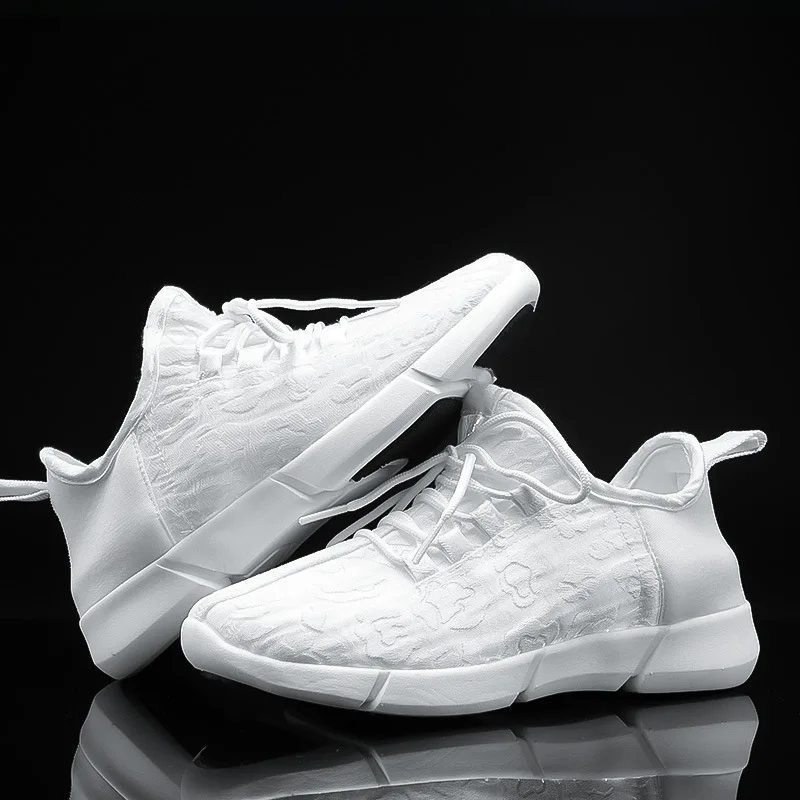 

LED light shoes men and women leisure light shoes USB charging colorful flash shoes coconut light shoes lovers Sneakers
