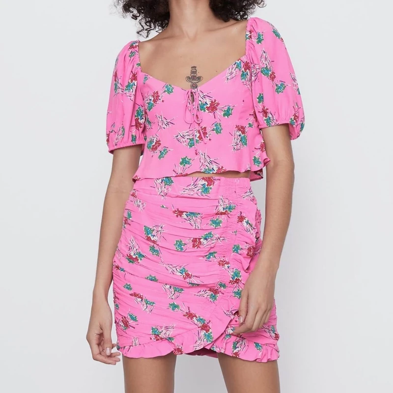 Женский комплект летний укороченный топ с цветочным принтом блузка и стильная