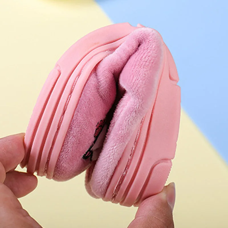 Детские меховые шлепанцы для мальчиков и девочек теплые пушистые тапочки дома