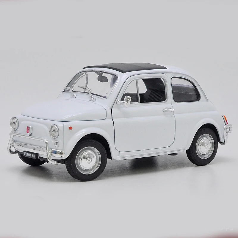 

1:18 scale Diecast Model Nuova 500 Vintage car 1/18 Alloy Toy Car Miniature Collection for Boys Girls toy Gift