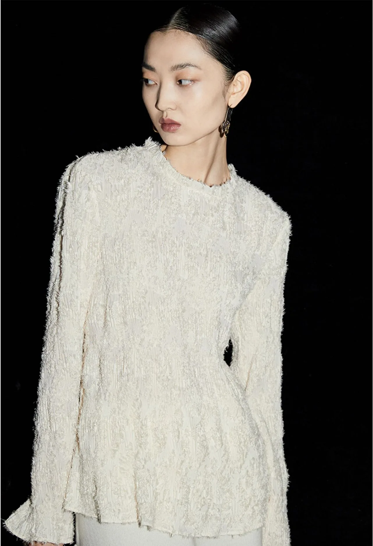 Новинка весна-осень стильная ажурная кружевная блузка с длинными рукавами