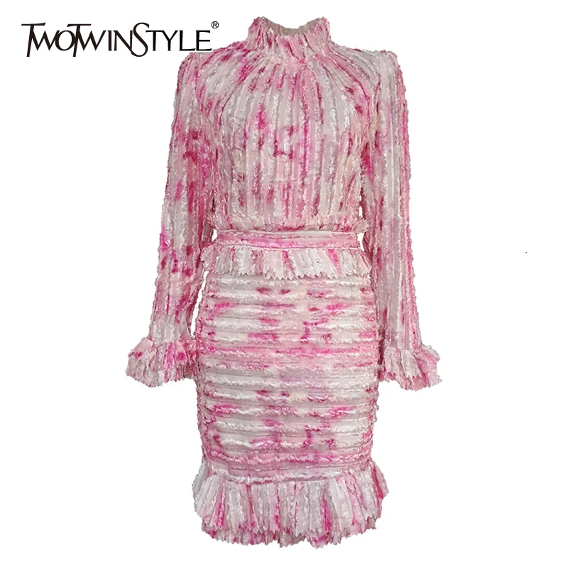 Женское мини платье с оборками TWOTWINSTYLE Осеннее белое лоскутное воротником