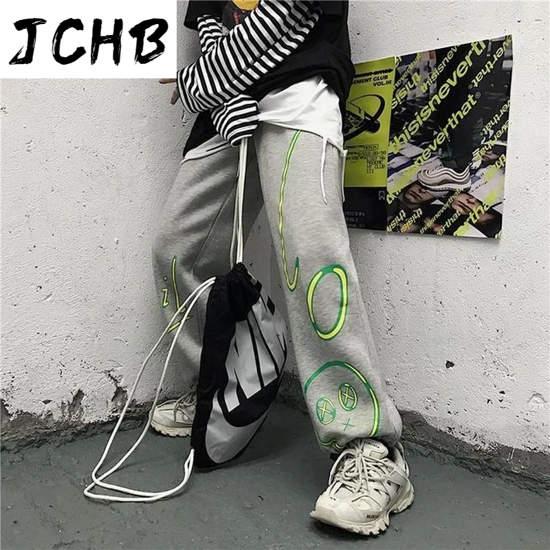 

2021 Harajuku Graffiti Contrast Print Loose Jogger Pant Hip Hop Jogger Trouser Korean Women Man Plus Size Sweatpant Winter