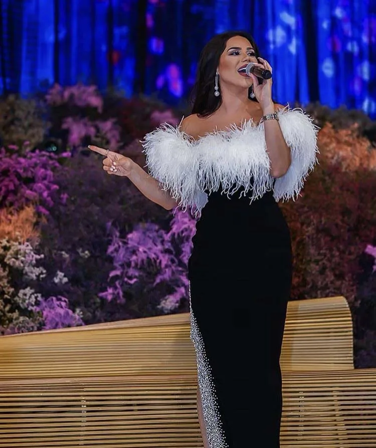 2020 Vintage Black and Ivory Off the Shoulder Short Sleeve Feather Pearls High Slit Floor Length Sheath Prom Dresses