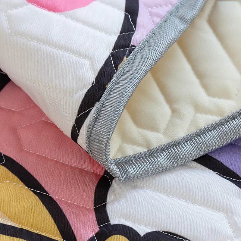 Летние простыня ледяной шелк матовый мягкий и комфортный латексный матрас