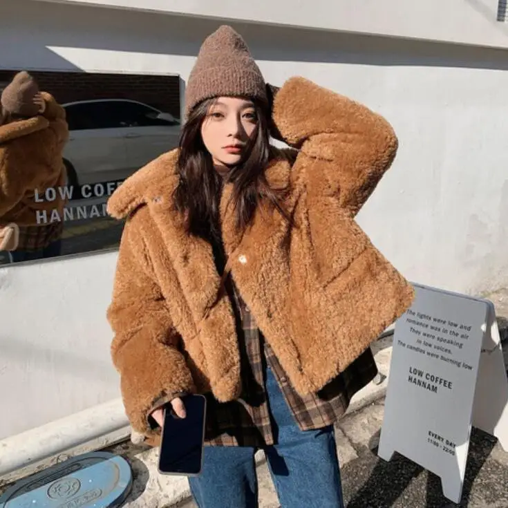 

women winter jacket Fur thick coat plush short plus cotton jacket women winter 2021