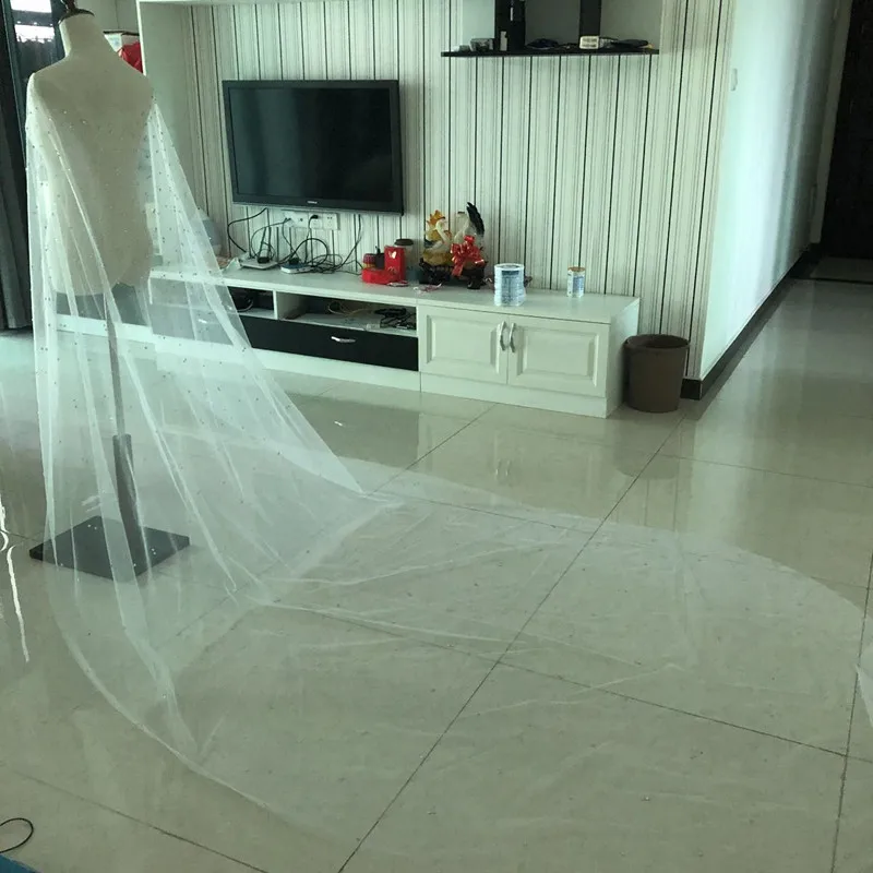 Настоящее Изображение Роскошная Свадебная куртка с кристаллами спереди