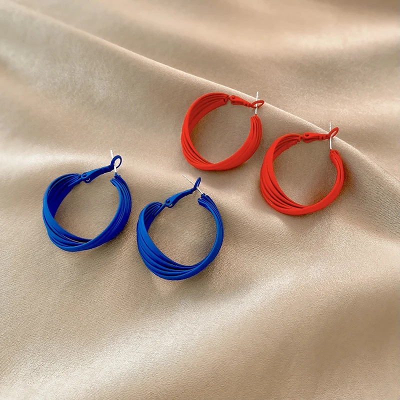 

Корейские модные роскошные геометрические серьги-кольца для женщин 2021 Модные Разноцветные контрастные универсальные персонализированные...