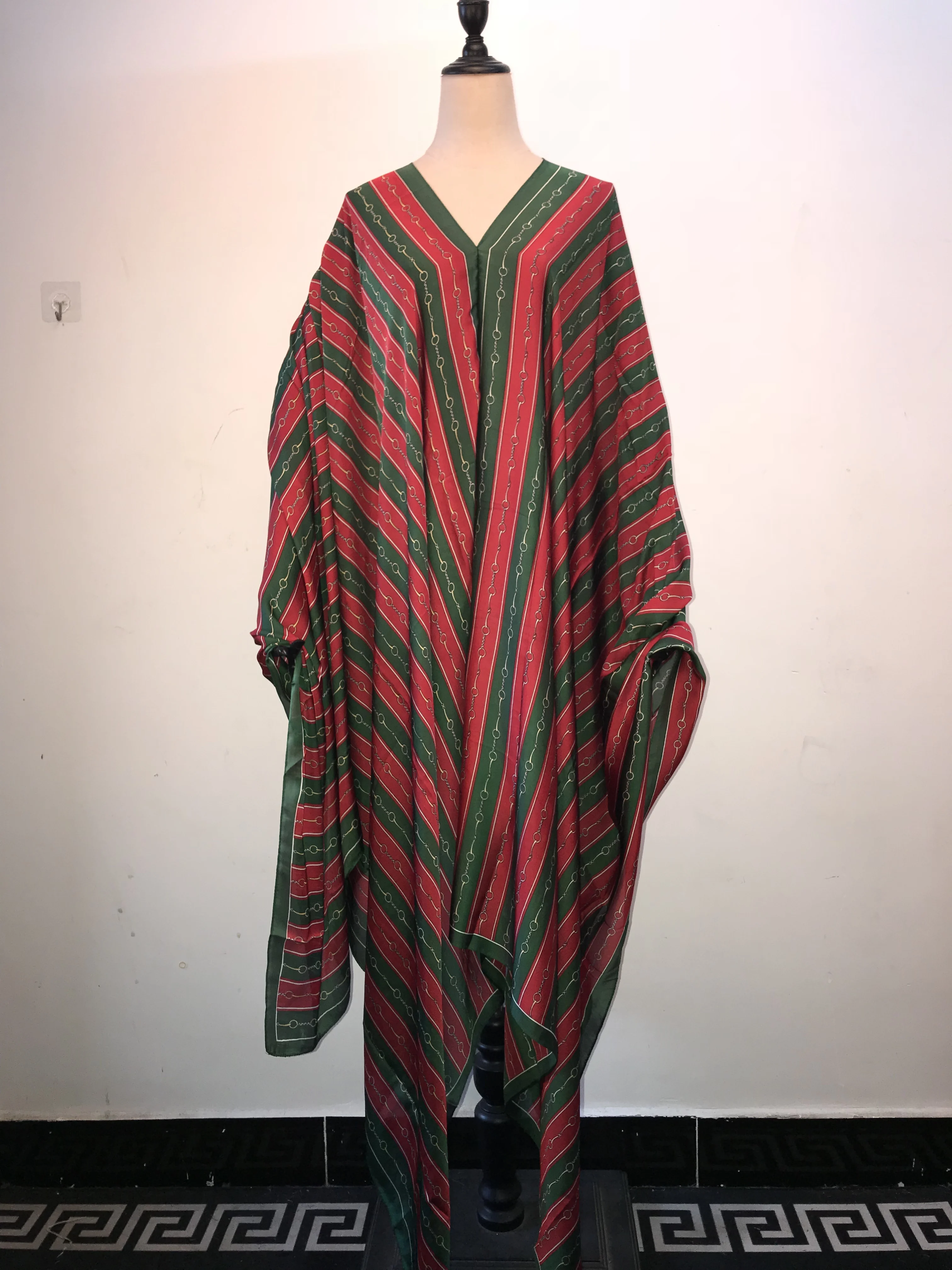 Новое модное шелковое длинное платье-кафтан с v-образным вырезом вечерние платья