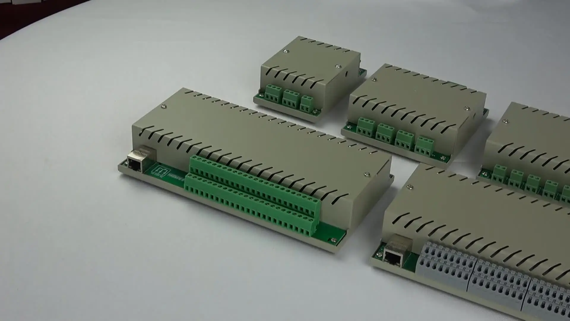 Поддерживает ПК и приложение локальной сети Управление Ethernet реле дистанционного