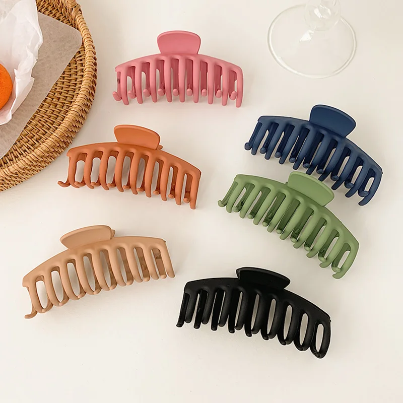 

Temperament Frosted Ponytail Clip Ladies Simple Disc Hair Clip Large Solid Color Fashion Hairpin Hair Accessories Crab Hair Clip