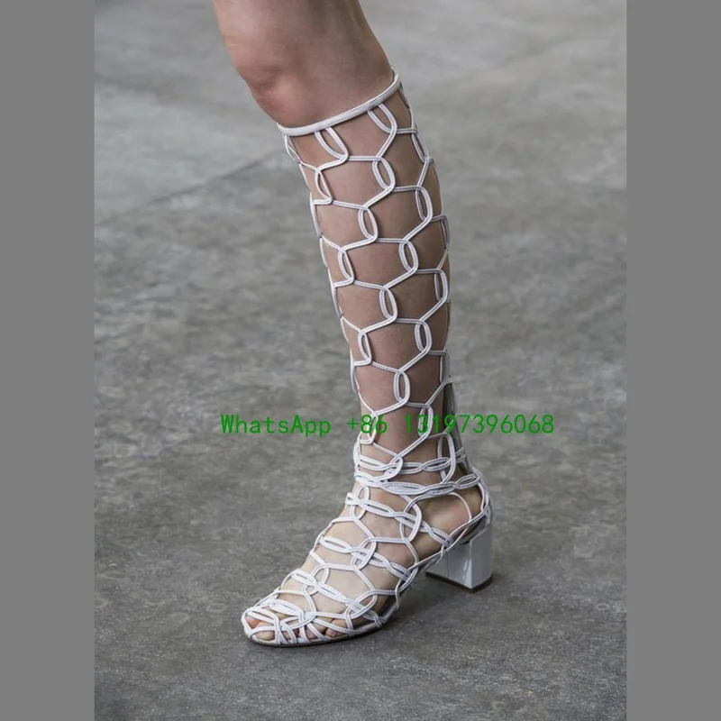 

Классические белые женские летние ботинки 2022, обувь на устойчивом каблуке, сетчатые ботинки с прорезями, привлекательные сандалии с острым ...