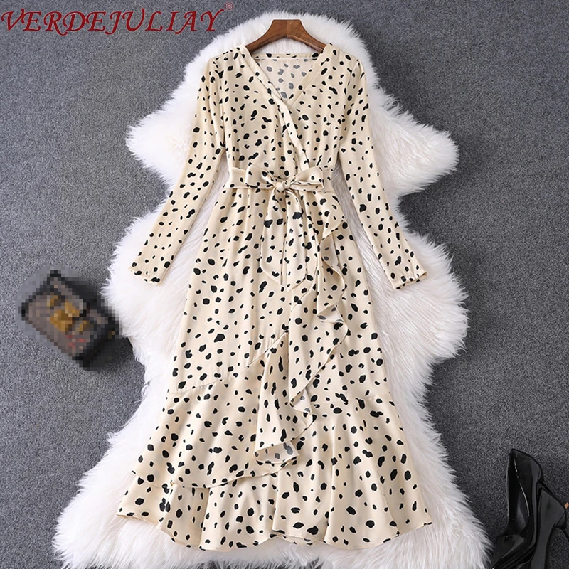 Платье миди женское офисное в горошек с V образным вырезом и оборками|Женские