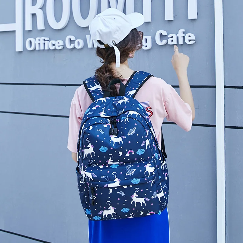 2020 New Style Men and Women Students Unicorn GIRL'S School Bag Junior High STUDENT'S Backpack Burden Relieving Schoolbag |
