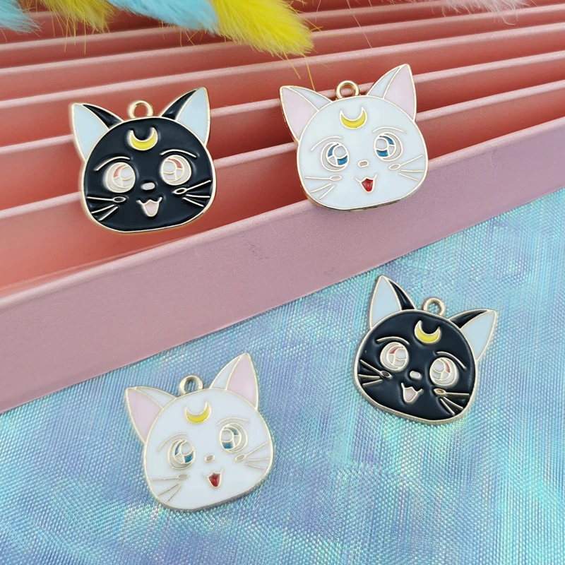 

ApeUr 10pcs/pack Cute Moon Cat Animals Enamel Charms Handmade Couple Bracelets Floating Pendants For Jewelry Making Golden Base