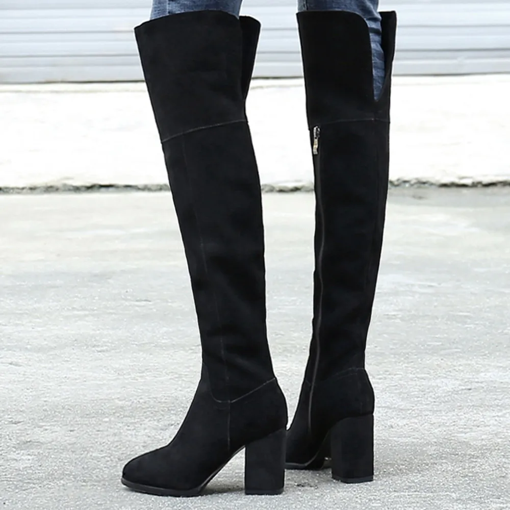 Женская обувь из натуральной замшевой кожи; Кожаная обувь на высоком каблуке; С острым носком; Зимние теплые плюшевые ботинки выше колена са...