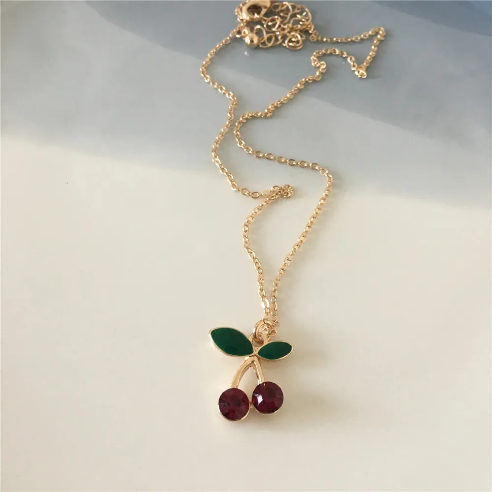 

Casual Gold Color Plating Lovely Rose Shell Square Cherry Butterfly Single Pendant Necklace For Women Girl Daily Wearing Item