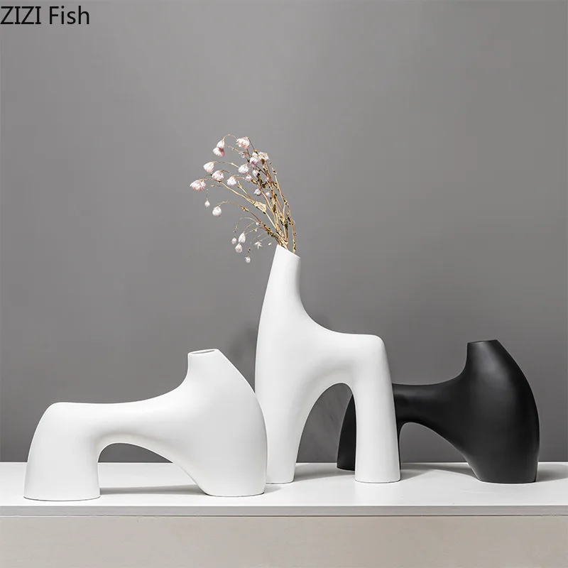 

Modern Special-shaped White Resin Vase Flower Arrangement Table Top Decoration Geometric Irregular Flower Vase Home Accessories