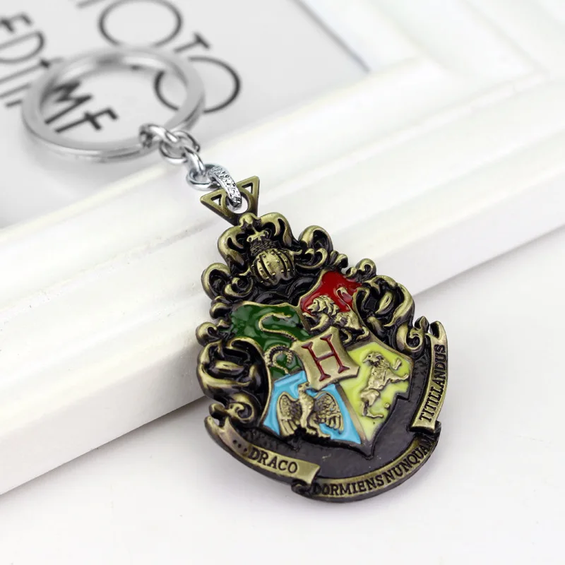 ZXMJ Harried Хогвартс Гриффиндор Hufflepuff Slytherin Ravenctaw школа Гончаров брелок Горячая фильм ювелирные изделия для фанатов подарок