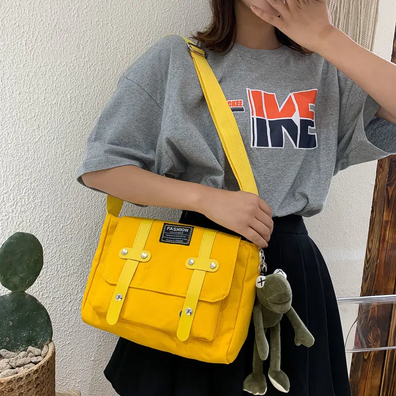

Women Japanese Style All-match Messenger Bag Large Capacity Shoulder Canvas Bag Functional Tooling Student Mail Bags