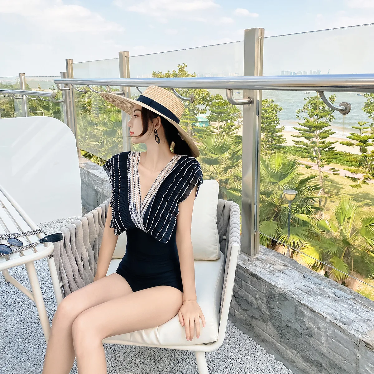 

Korean Swimsuit One Piece Bikini 2021 Women Swimwear Rashguard New Female Lace Falbala Strip Swim Korea Black White Print