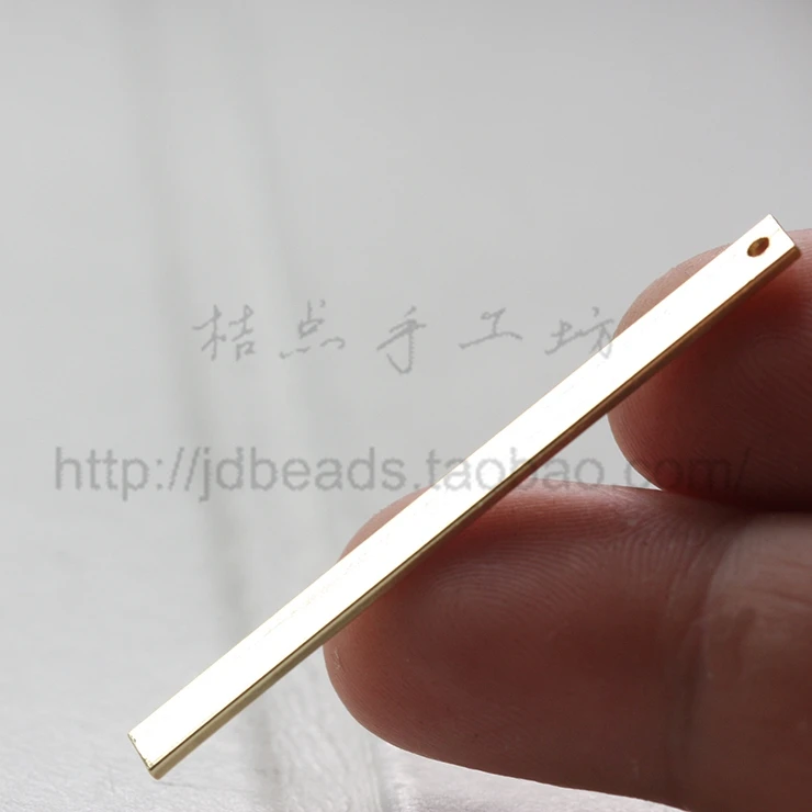 Подвески с твердой латунной основой-прямоугольник 48x4 мм (3586C)