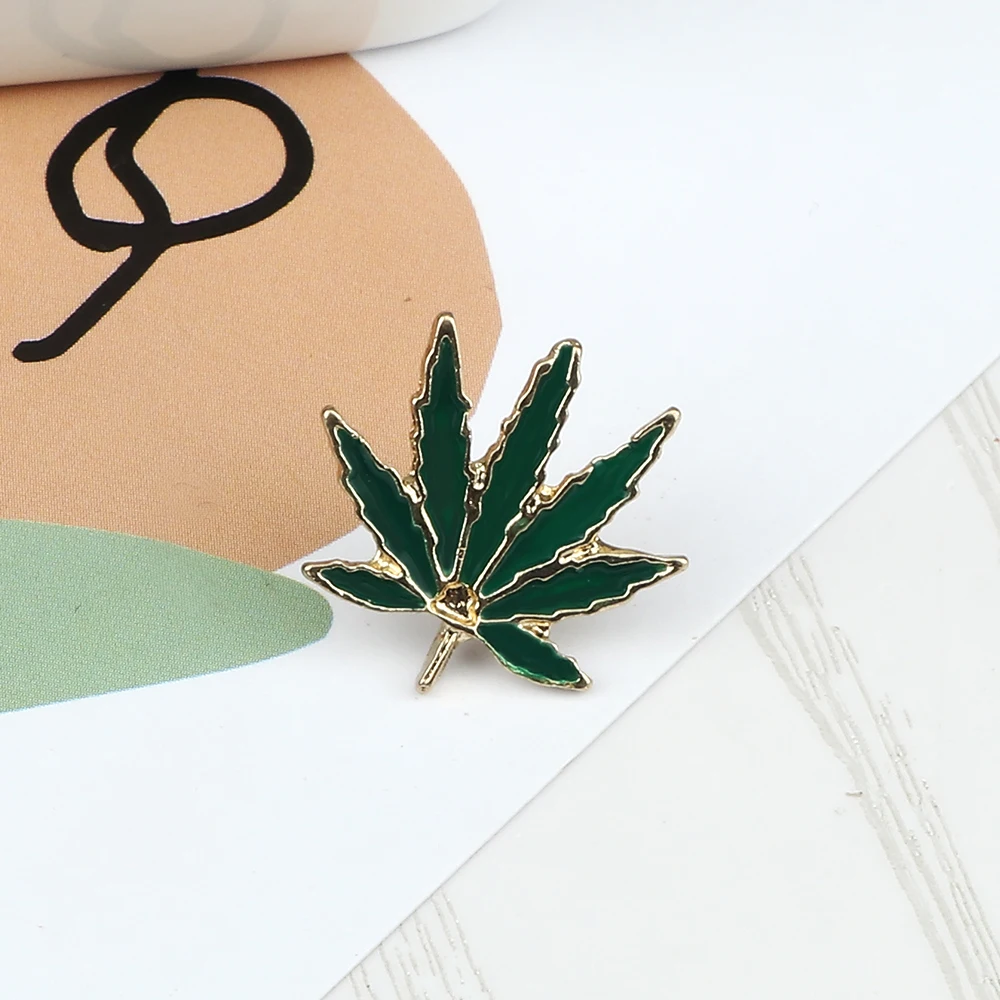 Эмалированная заколка в виде листа дерева зеленая искусственная джинсовая