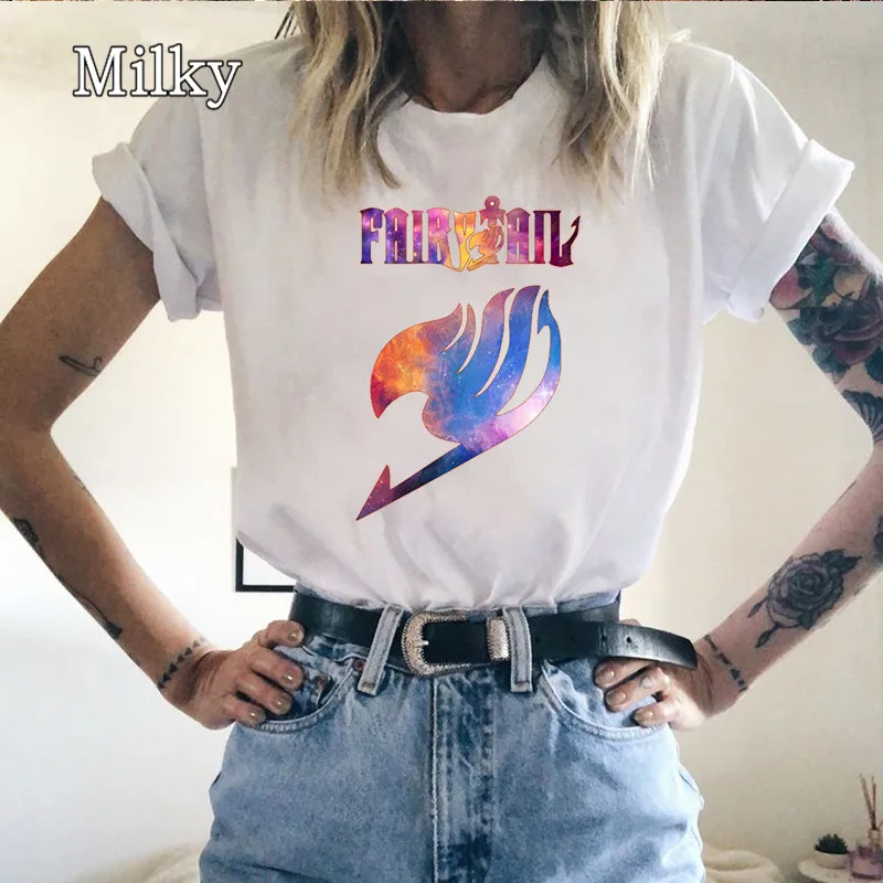 

Забавные футболки с рисунком сказочного хвоста, футболка с японским аниме, белые топы, женская уличная одежда, винтажные футболки, женские ф...