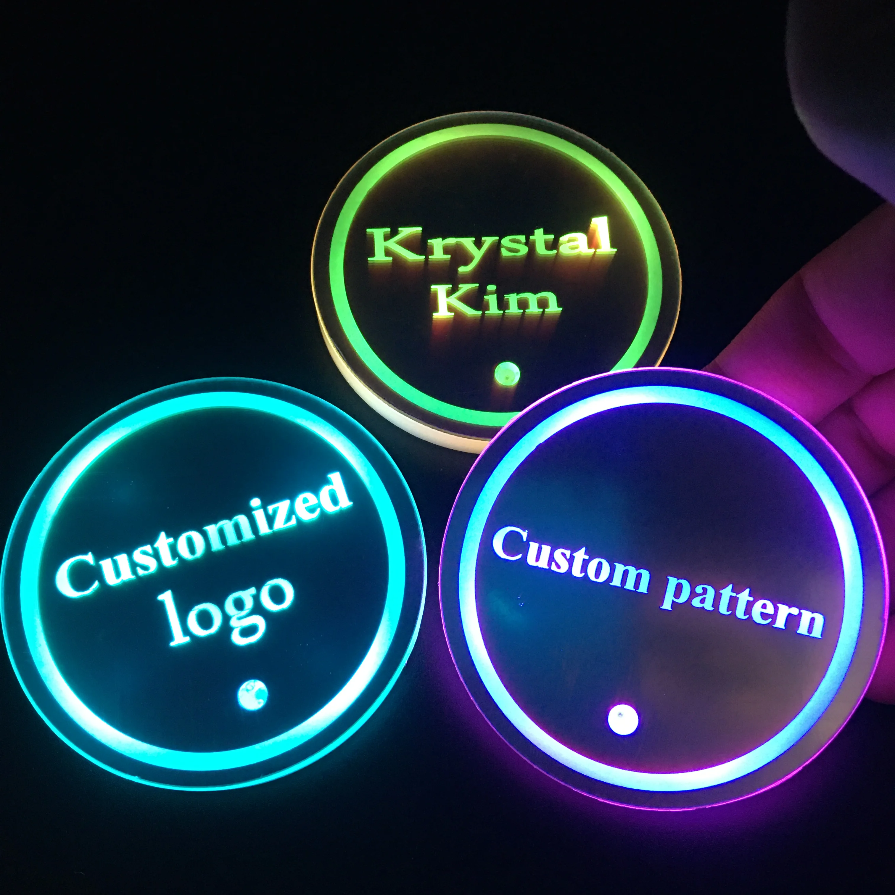 LED Car Cup Drink Stand Logo Lights For Hyundai Toyota Kia For Ford For BMW For Audi USB Charging Lamp For Mazda Water Cup Led