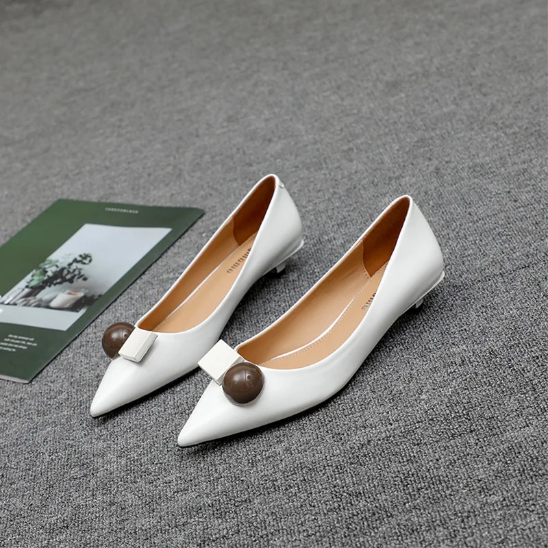 

2021 new pointed single shoes cat heel fashion shallow mouth heel shoes low heel shoes