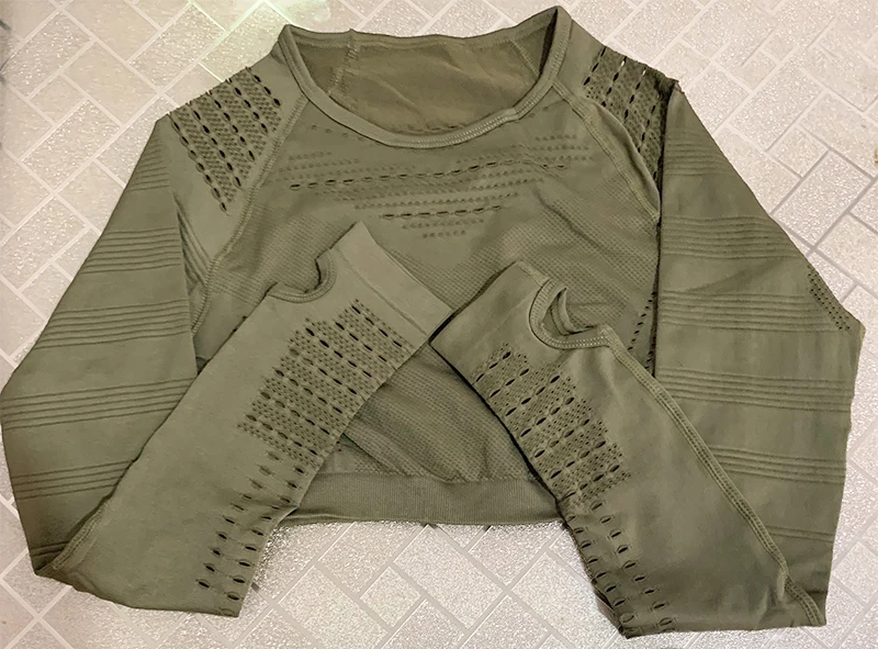 Army green tops Женский бесшовный набор для фитнеса с высокой талией, энергетический спортивный костюм, спортивные сетчатые леггинсы, рубашки, спортивный костюм с длинными рукавами, спортивные комплекты для бега - Цвет: Army green tops