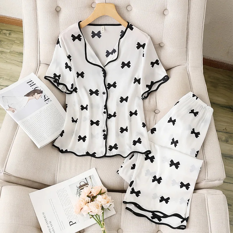 

Милая женская одежда для сна, комплект из 2 предметов, весна-лето, брюки с коротким рукавом, костюм для отдыха, свободная шелковая атласная До...