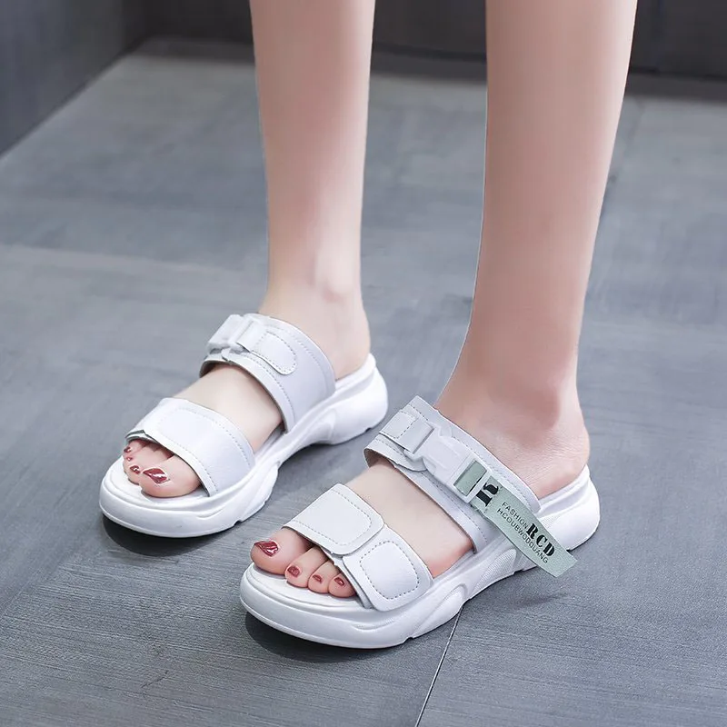 

Med House Slippers Platform Shoes Woman 2021 Shale Female Beach Lady Luxury Slides Pantofle Sabot Sneaker Soft Flat Girl Designe