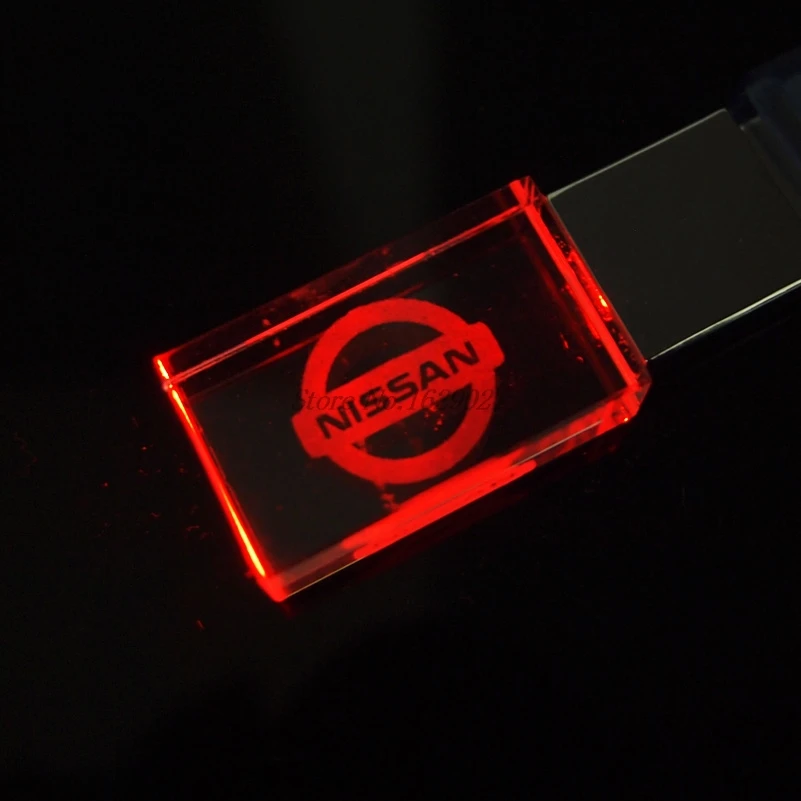 Модный кристалл логотип автомобиля NISSAN со светодиодной USB флэш-накопителем 64 ГБ 4