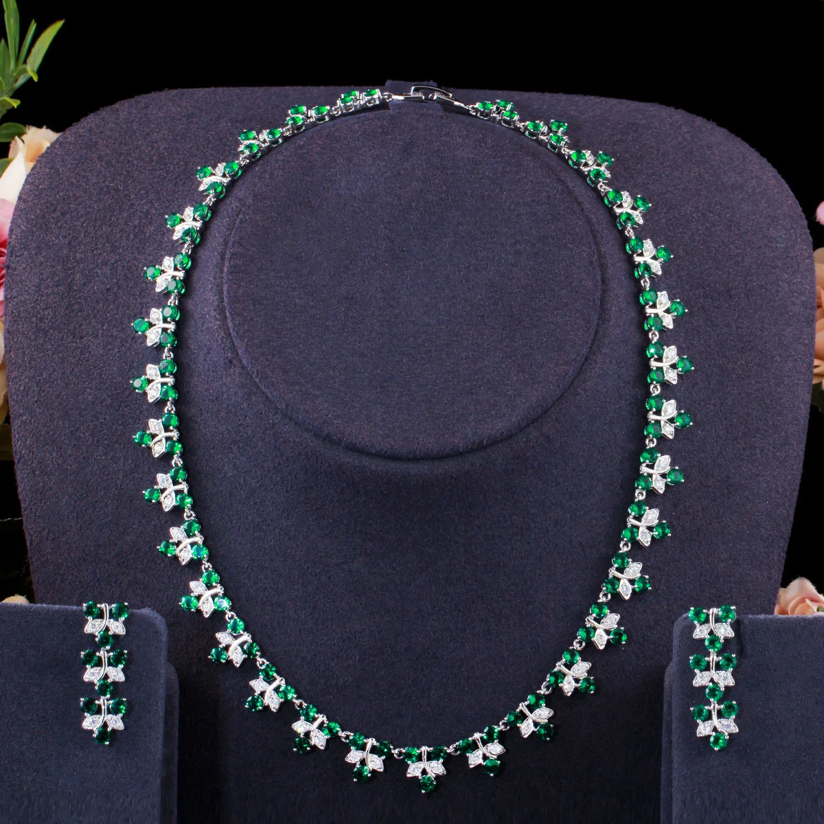 

European and American Trend Simple Fashion Zircon Leaf Bridal Necklace Dress with Temperament Earrings Two Piece Suit for Women