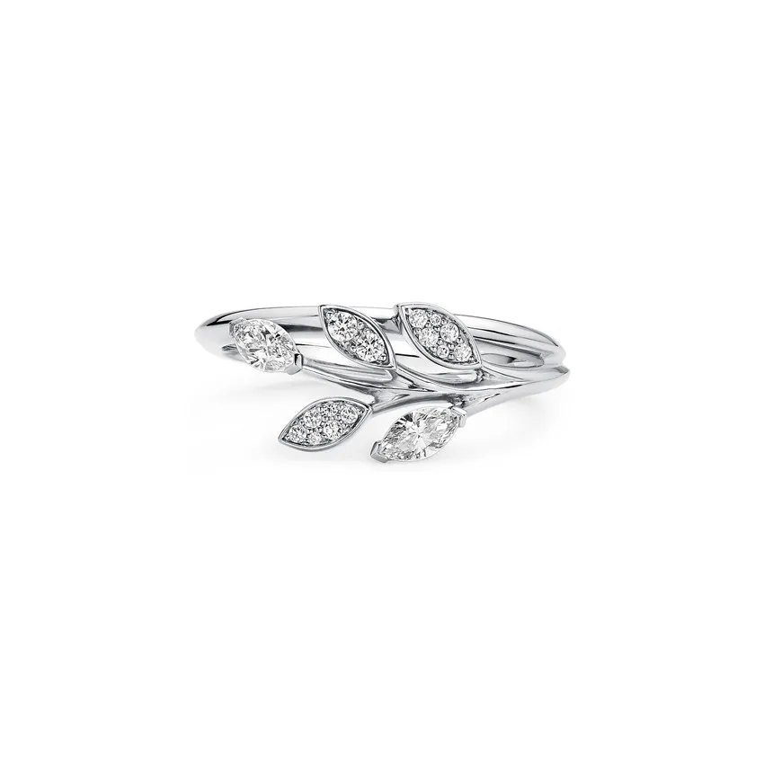 

Light luxury fashion personality of zircon vines double color ring
