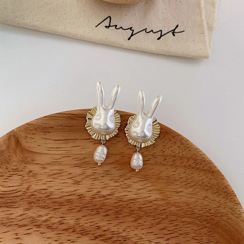 

2021 Cute White Bunny Rabbit Animal Drop Earrings for Women Korean Gold Color Alloy Statement Pearl Dangle Bijoux Femme