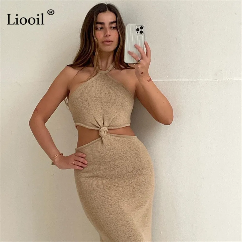 

Женское длинное платье с открытыми плечами, открытой спиной и лямкой на шее