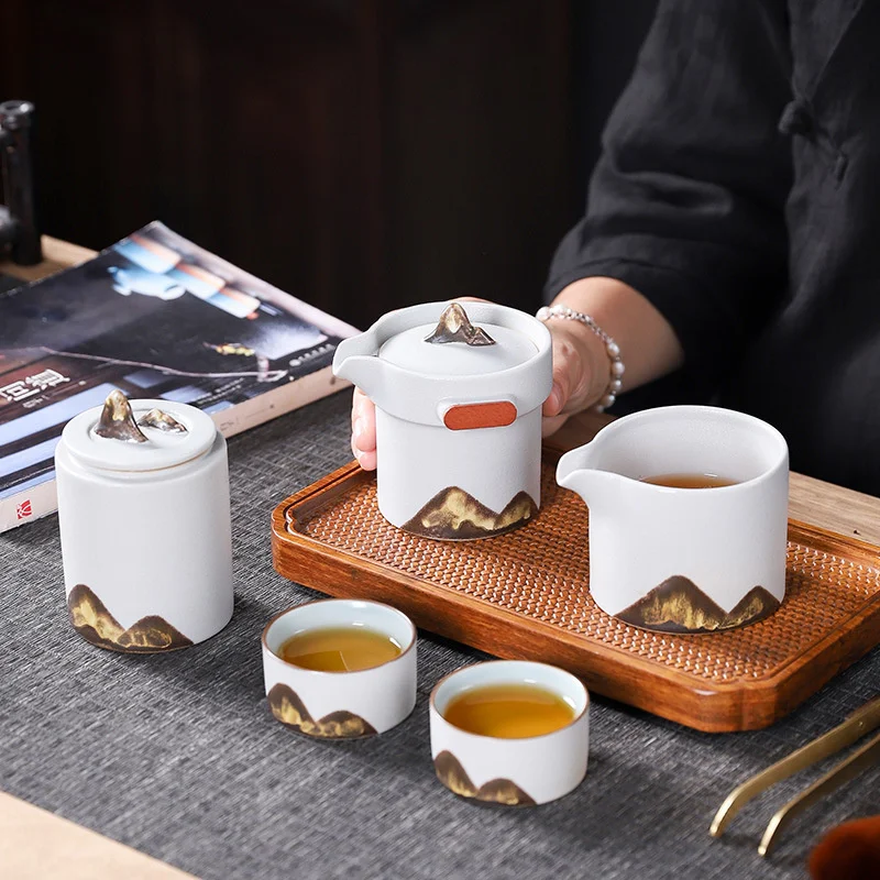 Family Kungfu travel tea set one pot two cups can business gift portable cup |