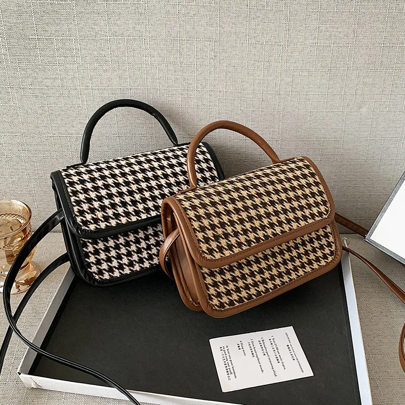 

Маленькая сумка в стиле ретро, новинка 2021, модная осенне-зимняя тканевая детская сумка, сумка на плечо, модная сумка-мессенджер в клетку, мал...