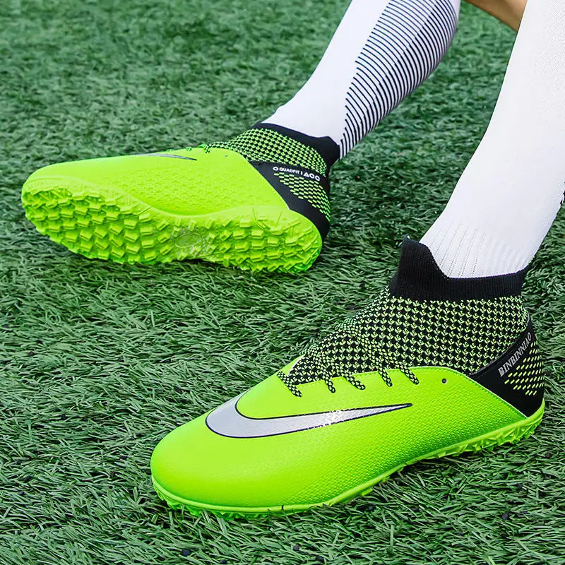 High Top Flat Football Shoes Men Indoor Turf Football Kid Training Lace up Sock Boots Soccer Sneakers zapatos de futbol cesped