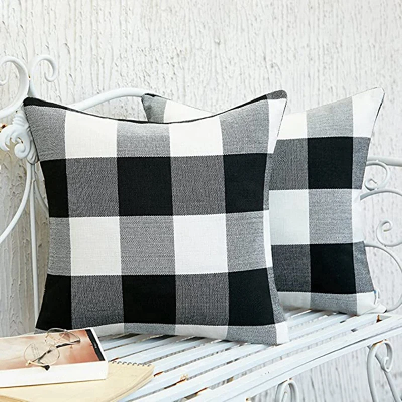 

Buffalo Check Plaid Set of Table Runner and 2 Throw Pillow Covers - Plaid Pattern Checkers -Runner and Pillow Cover Case