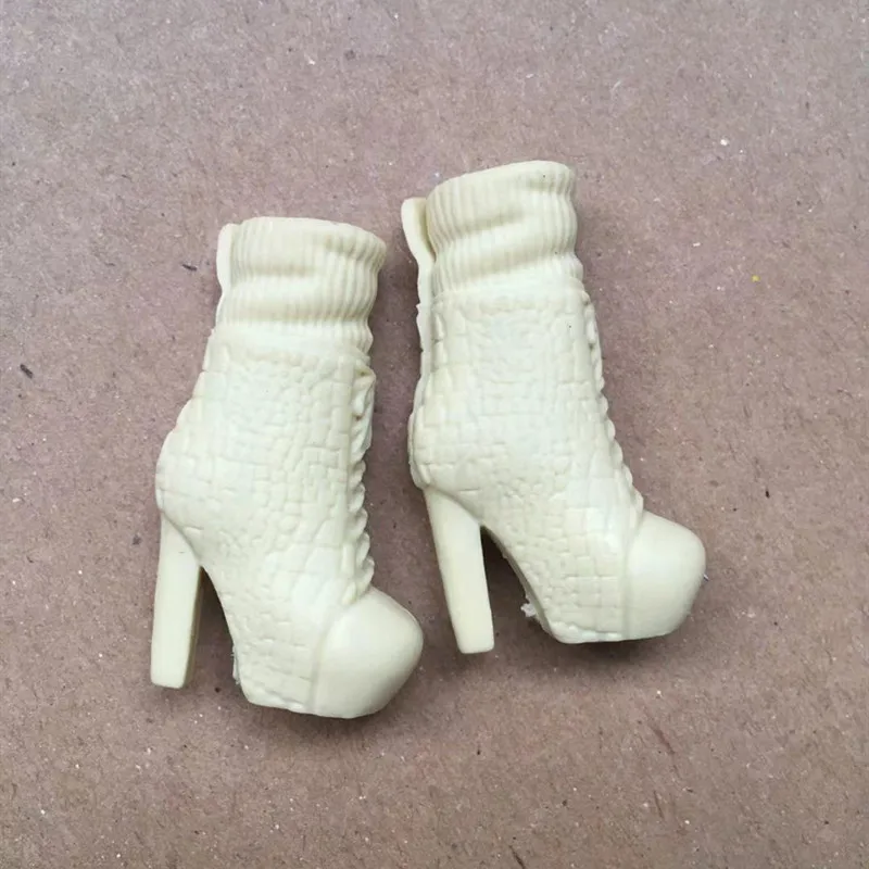 

New Quality Original 1/6 Doll Shoes Sandals Boots Children DIY Dressing Toy Fashion Doll Accessories White Red Khaki Black Color
