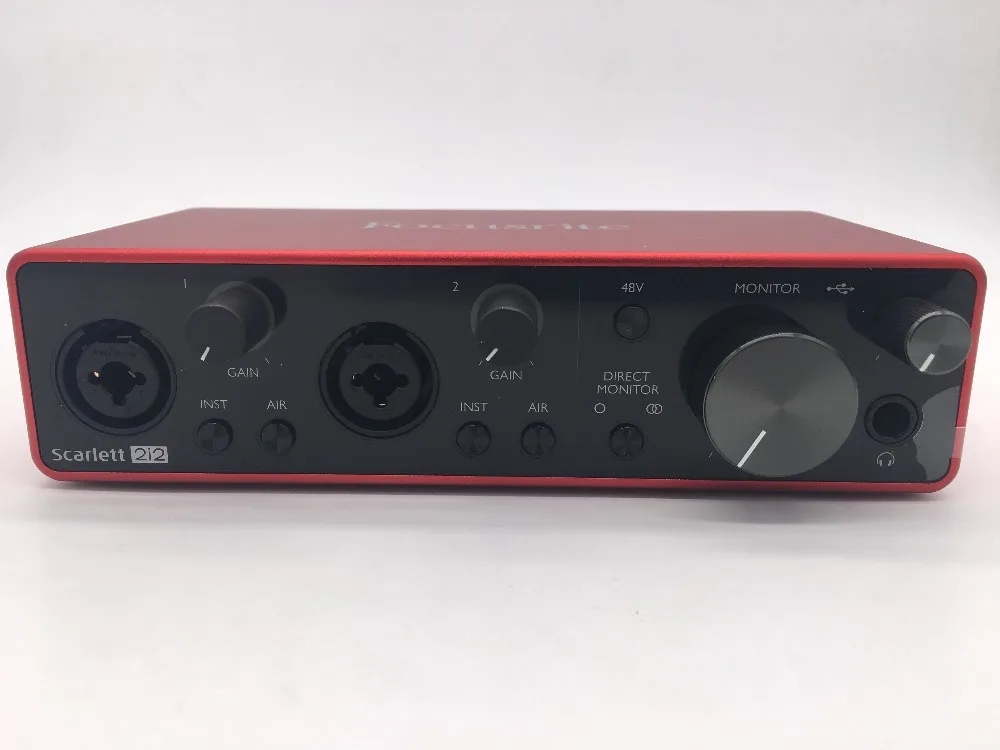Обновленный Focusrite Scarlett 2i2 3-го поколения Профессиональный записывающий аудио интерфейс USB 2,0 Звуковая карта с предусилитель микрофона