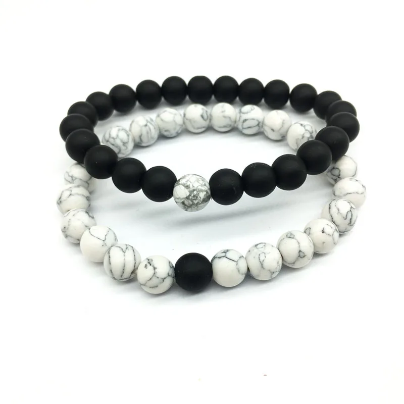 Браслет с бусинами из натурального камня Черно белый эластичный набор для пары