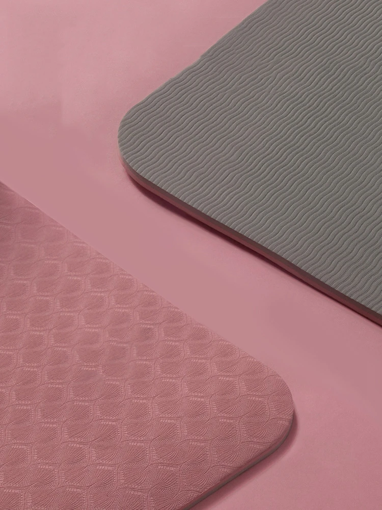 

Non-slip Thicken ECO-friendly Portable TPE Yoga Mat With Free Carrying Strap and Bag 72 x 24 x 0.24 inches1830*610*6mm